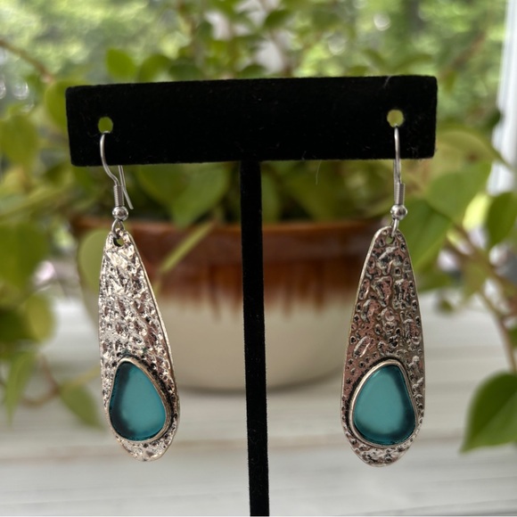 Gorgeous Blue Sea Glass Silver Drop Earrings - Picture 3 of 7